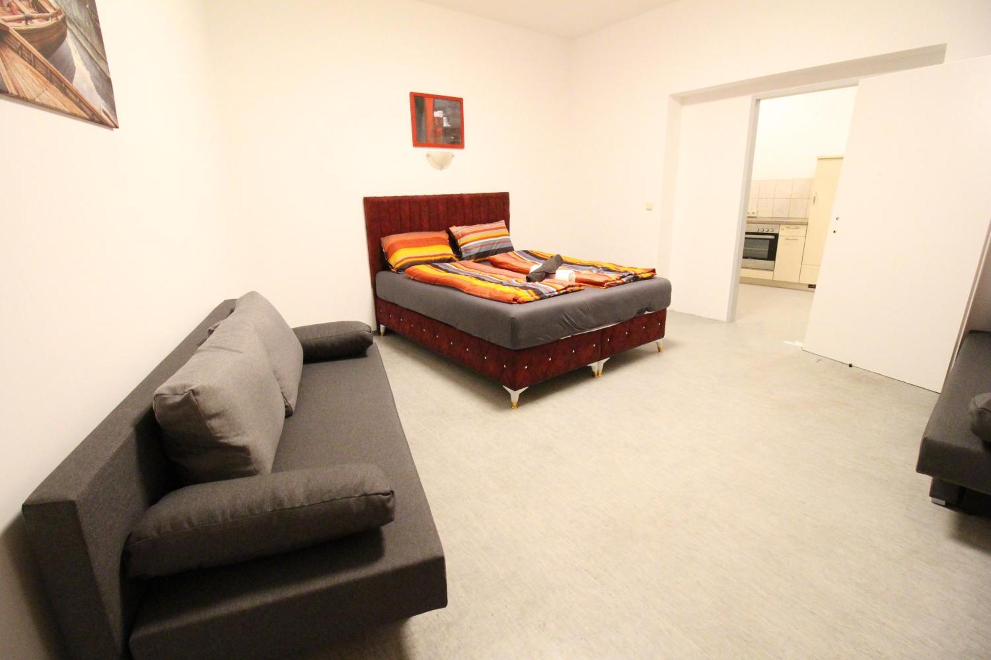 Zx Quad Room In Meidling Viena Exterior foto